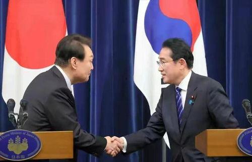 日本骂韩总统,日本网民怒骂韩总统引发外交风波！”