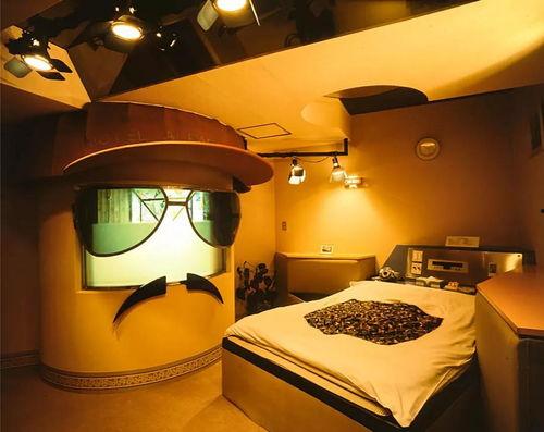 日本情侣酒店漫画,揭秘日本情侣酒店漫画中的甜蜜瞬间